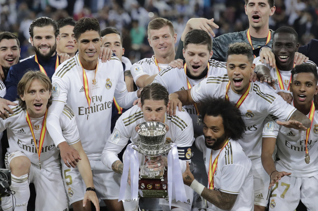 鲁尼回到埃 鲁尼回到埃