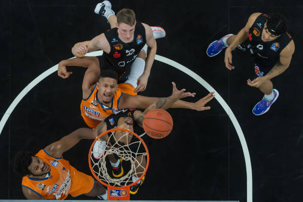 手在场上的 手在场上的