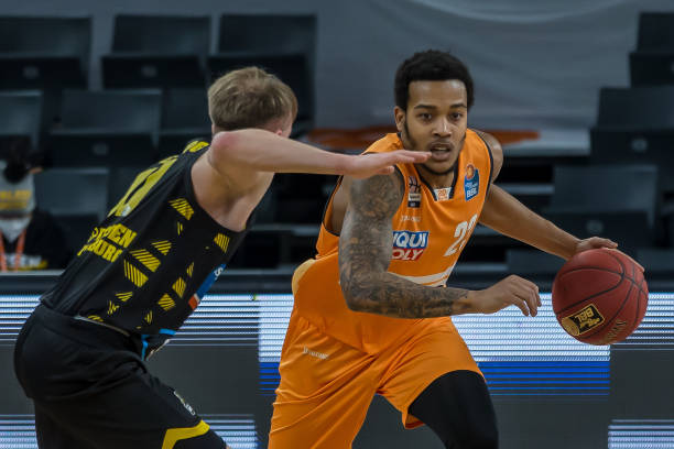 不仅辉煌无 不仅辉煌无