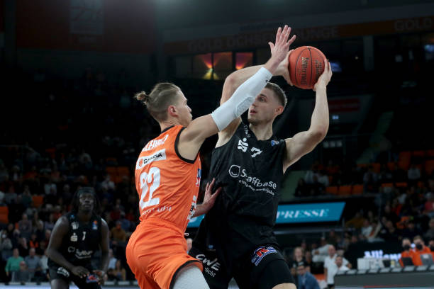 接连取得进 接连取得进